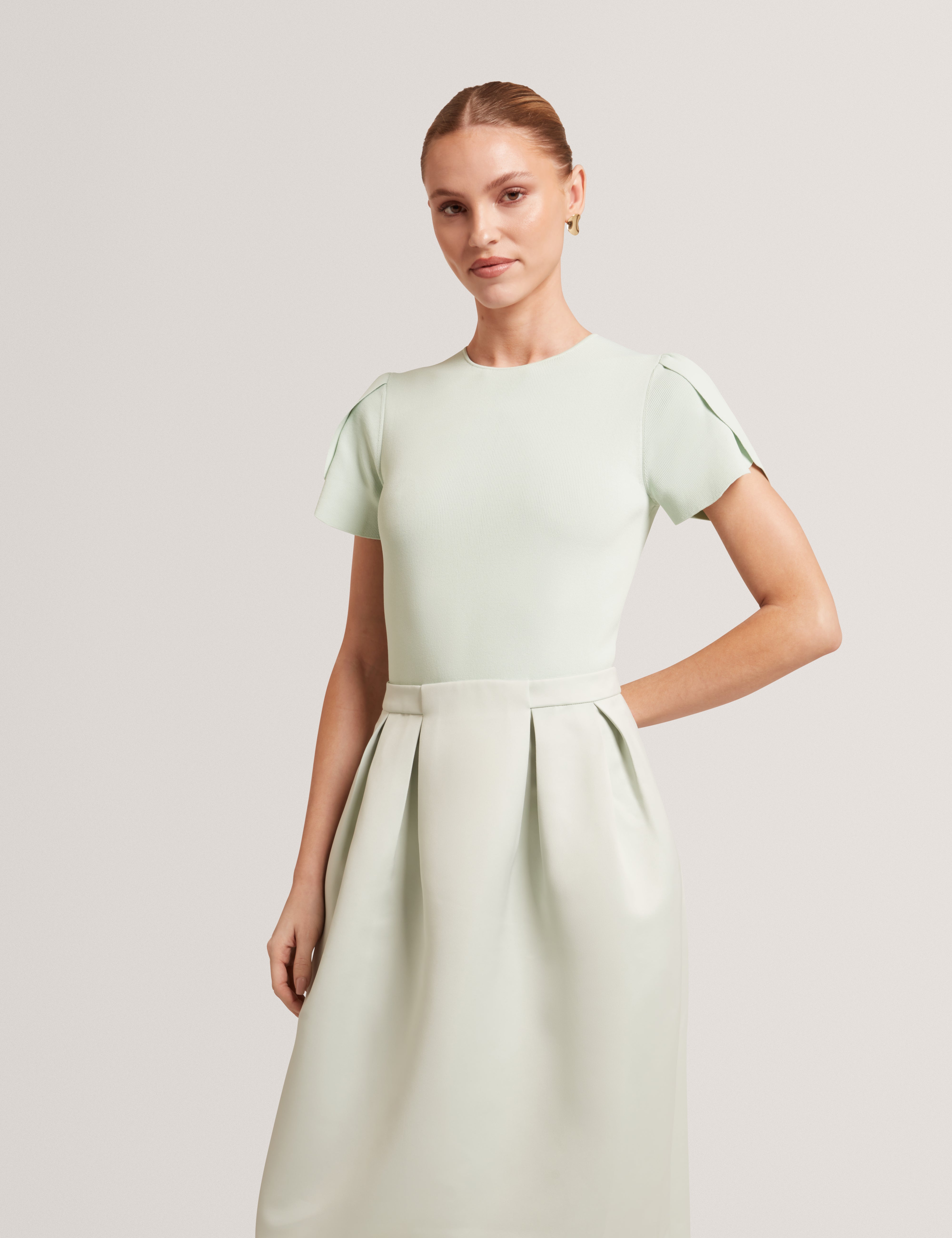 Celandi Short Sleeve Mockable Midi Dress Pl-Green