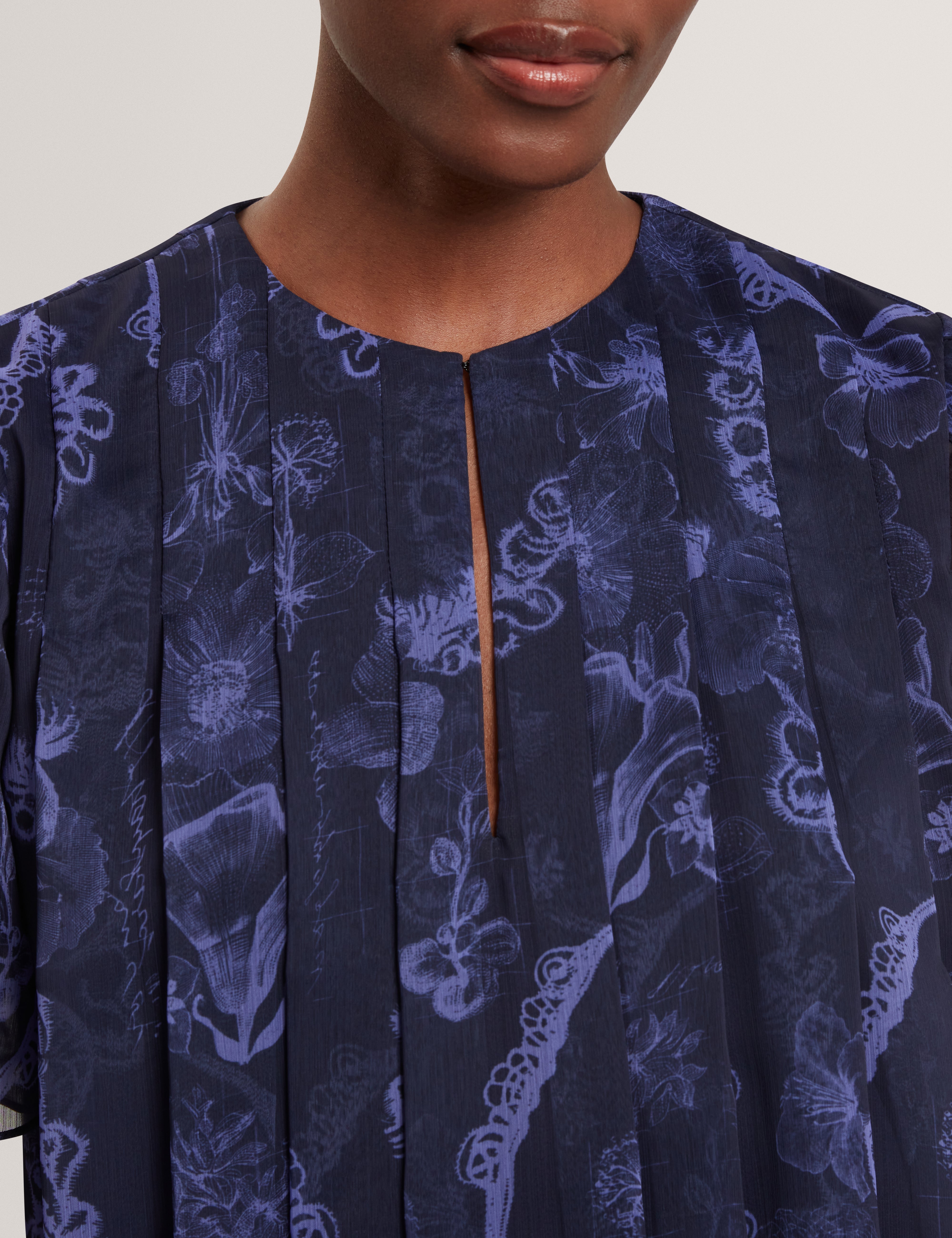 Tullya Pleated Angel Sleeve Printed Top Navy