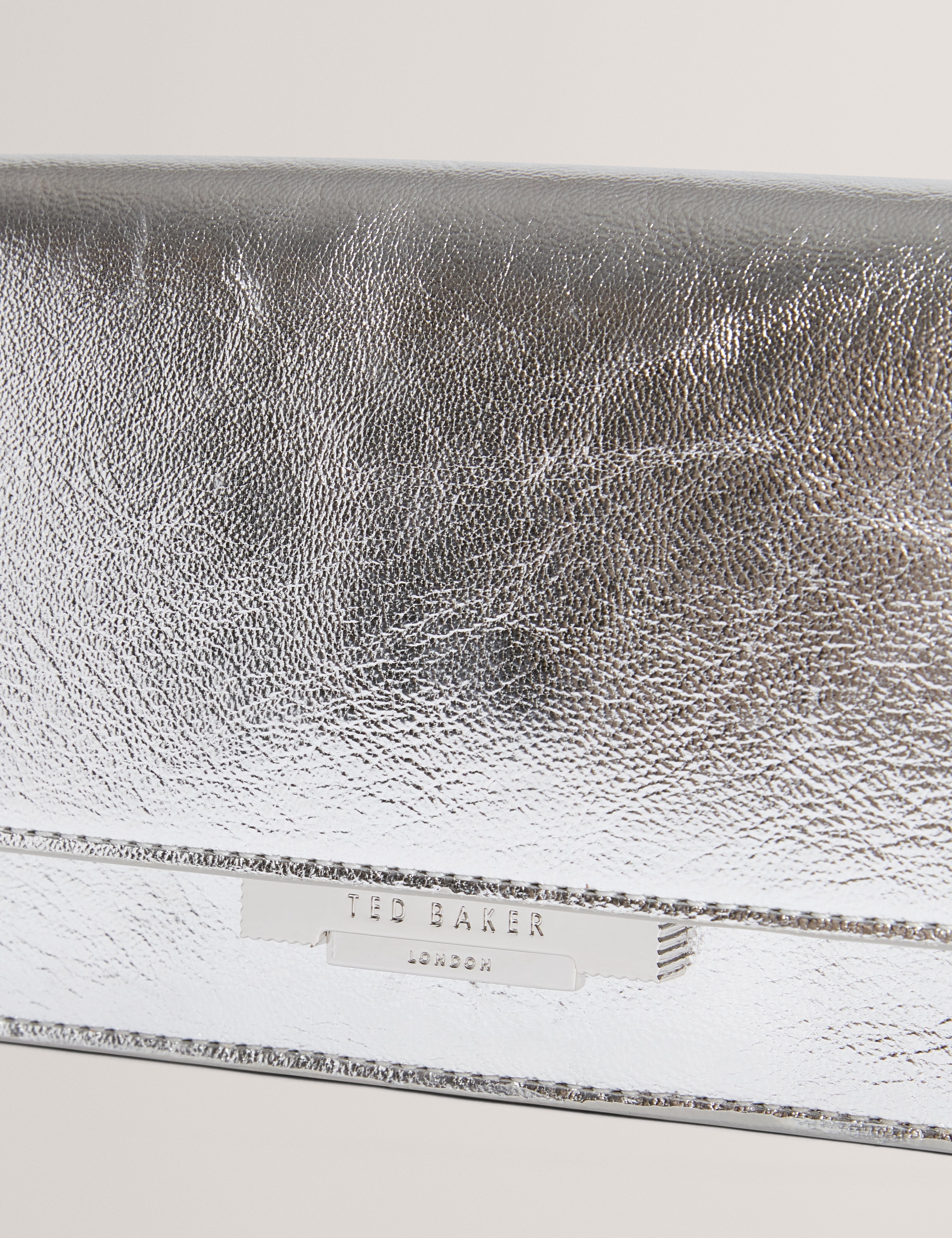 Mahiria Lock Detail Purse On A Chain Silver-Col