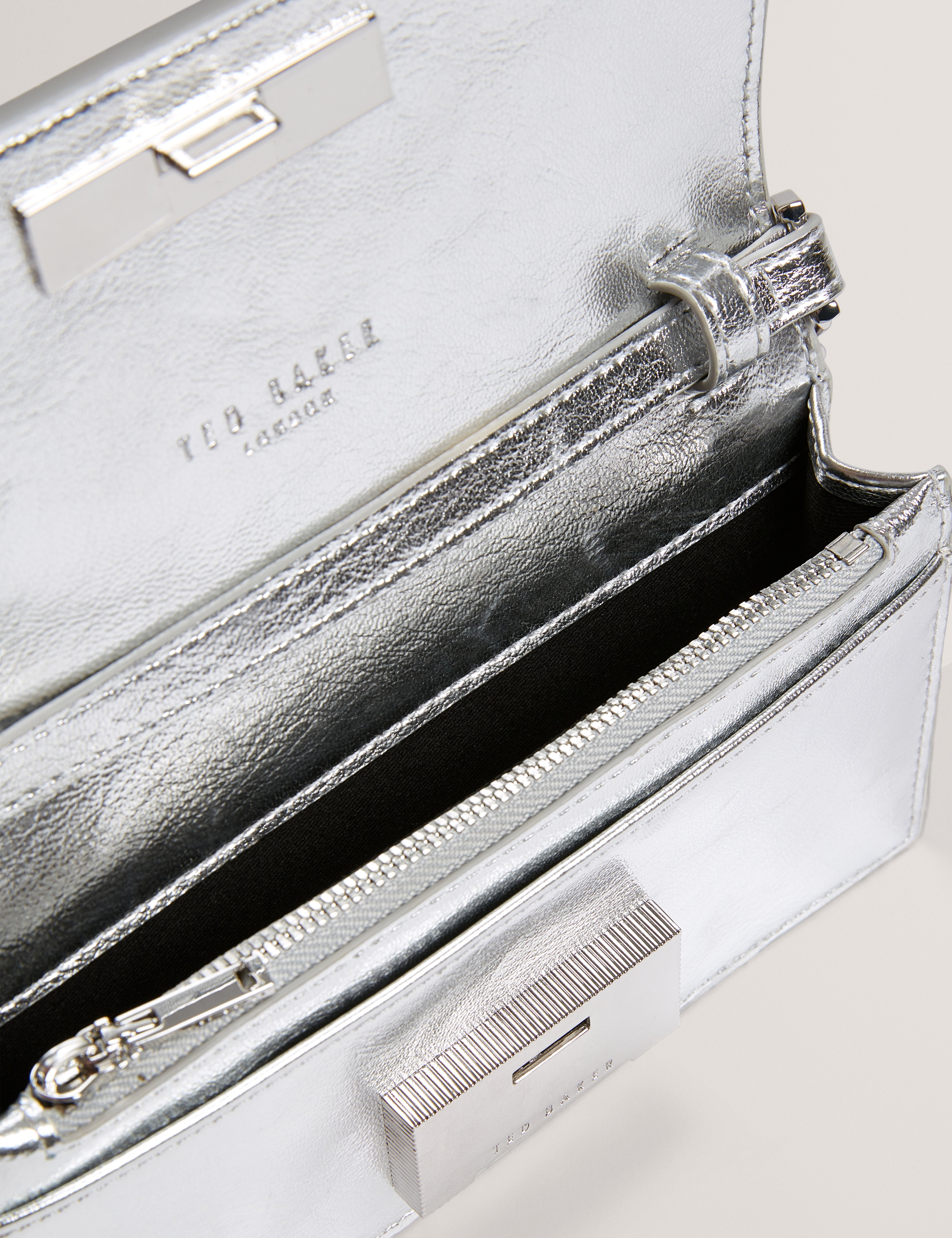 Mahiria Lock Detail Purse On A Chain Silver-Col