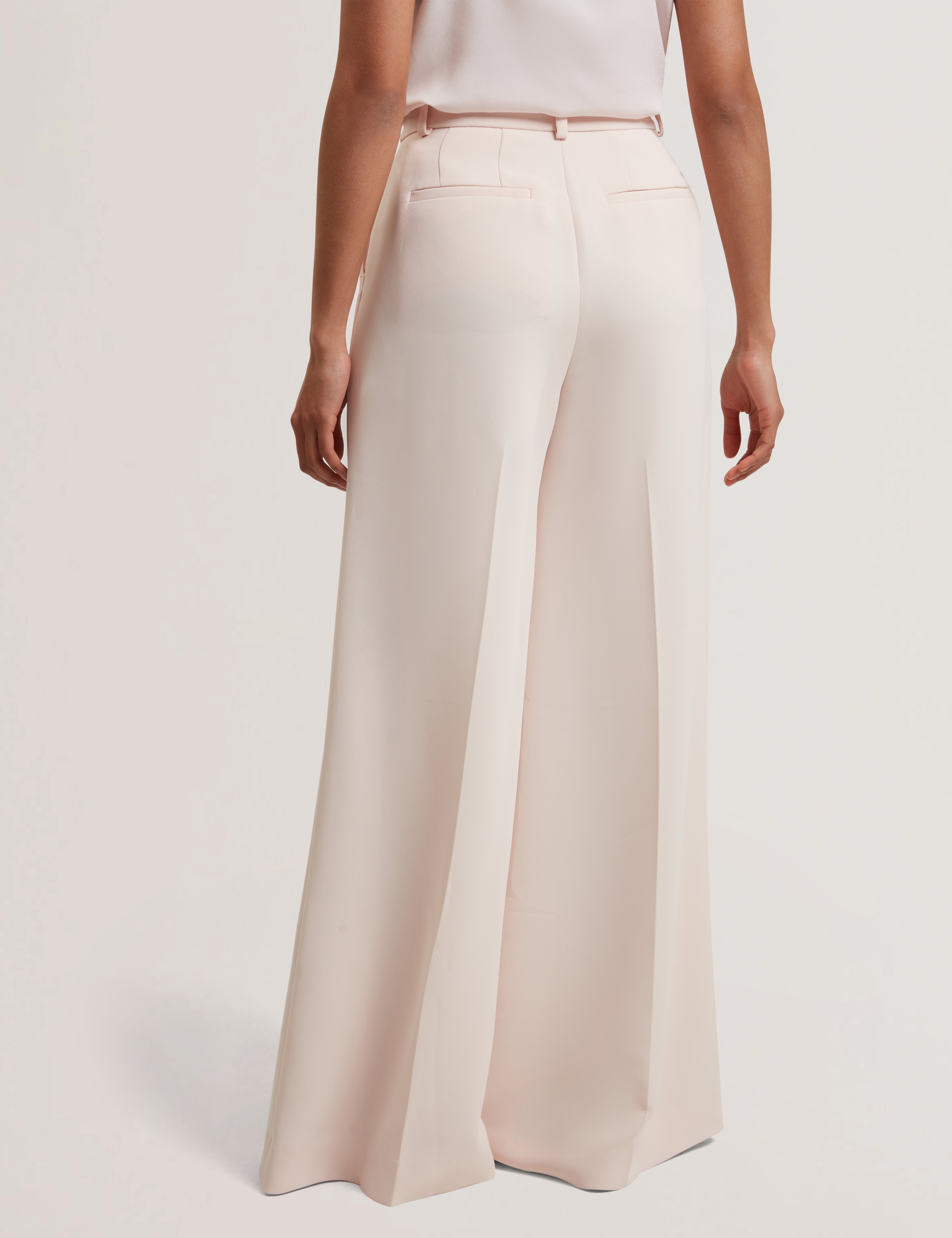 بنطلون تراجات واسع الساق مصمم حسب الطلب - وردي