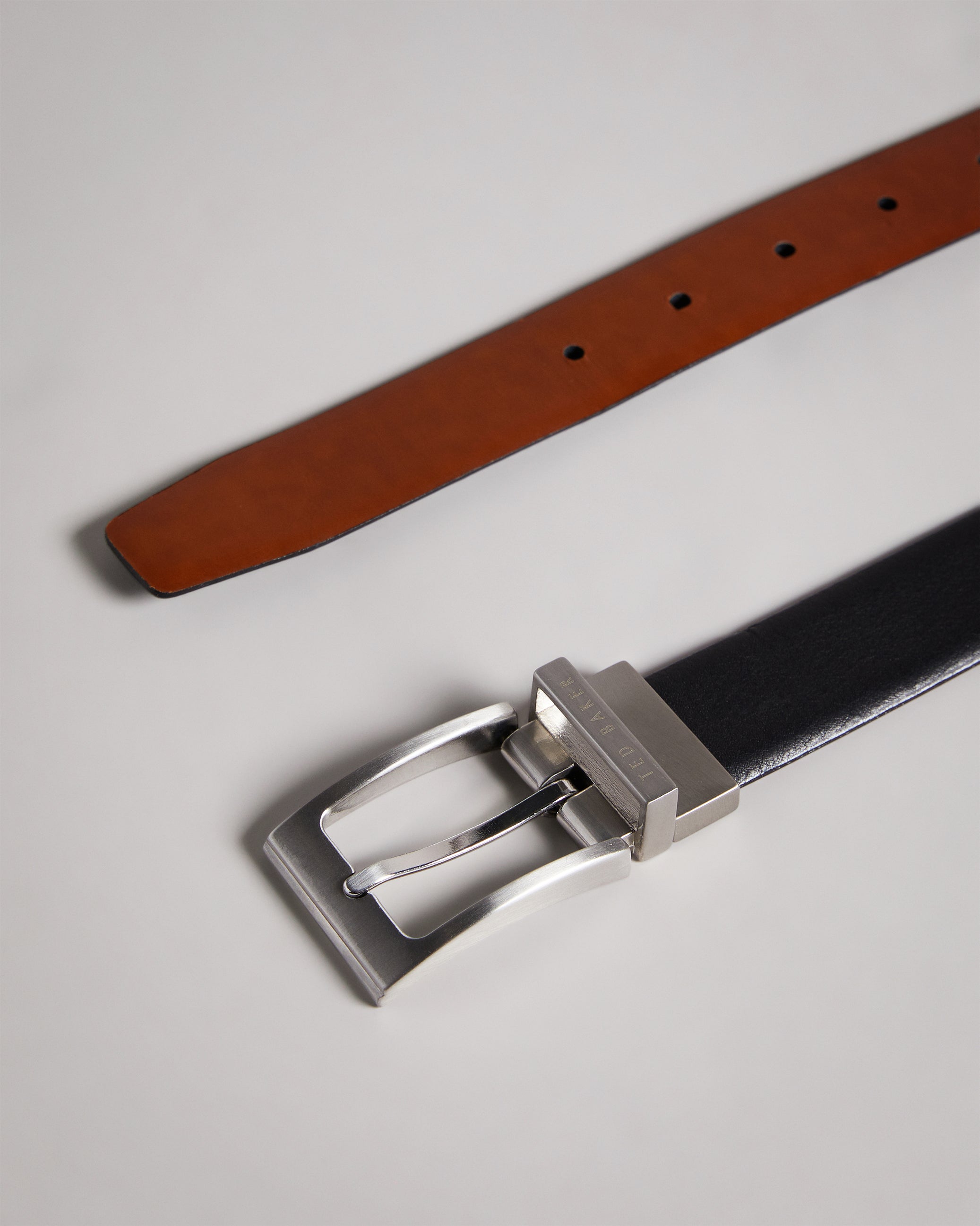 Karmer Reversible Leather Belt Black